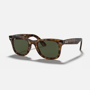 Ray-ban Wayfarer Sunglasses, like new